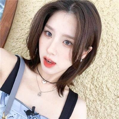 布劳涅森林的女人们