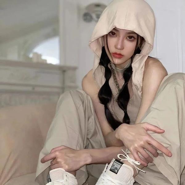 女猫